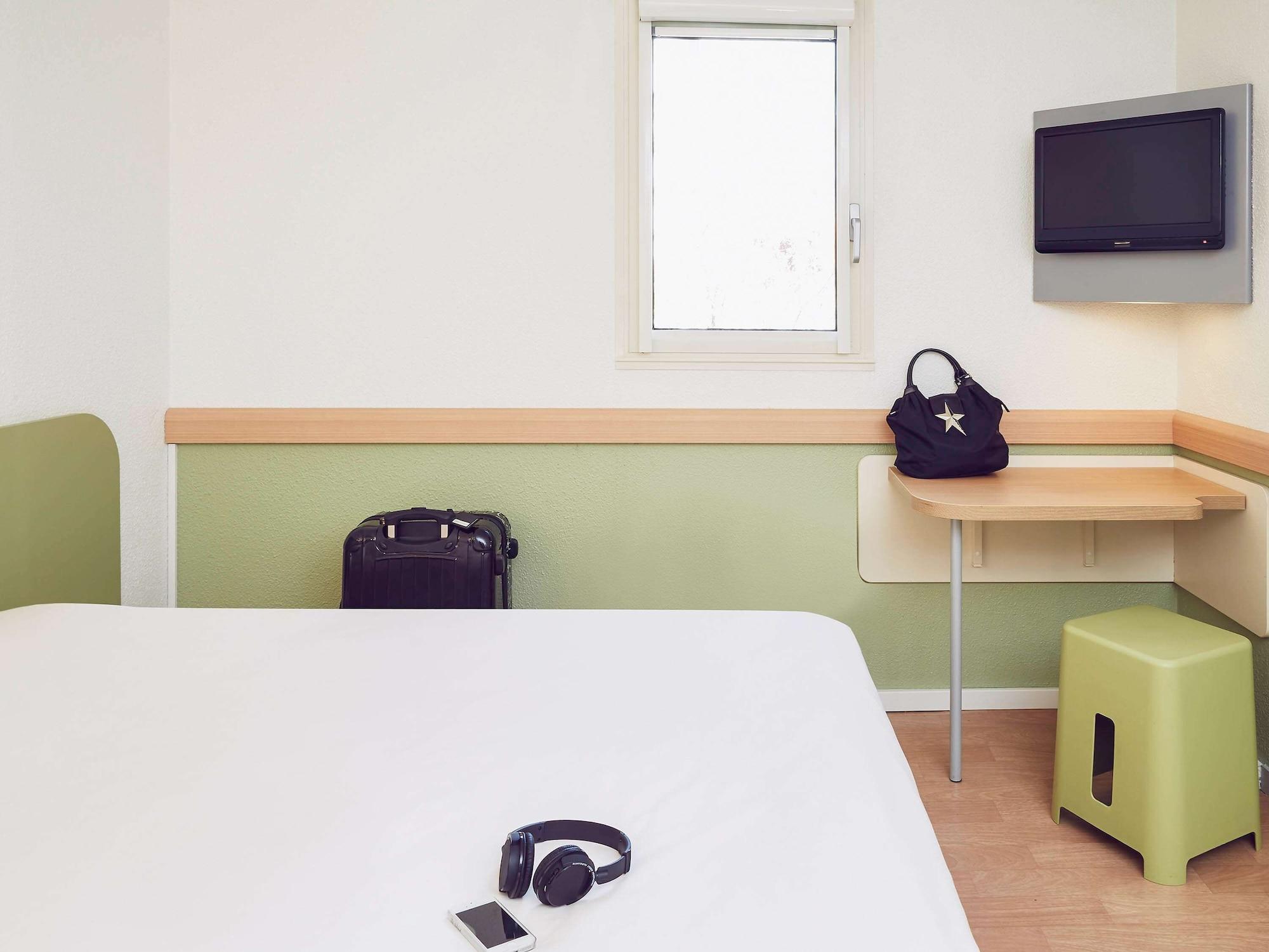 B&B Hotel Marseille Parc Chanot Экстерьер фото